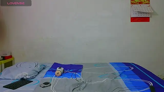Snapshot of dylan_apol0 chatting on April 2026 04:46:01 AM dylan apol0 online show from April 2026 04:46:01 AM