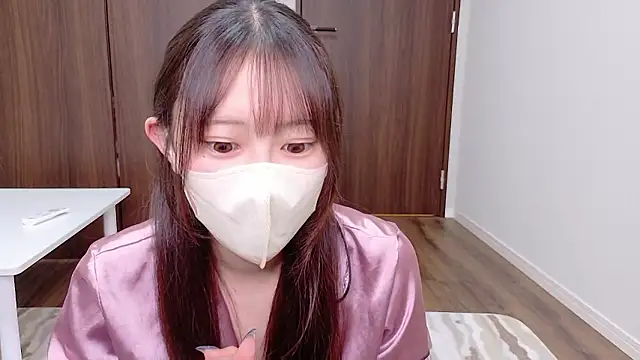 MOEMOE-Q online show from November 2025 06:28:02 PM