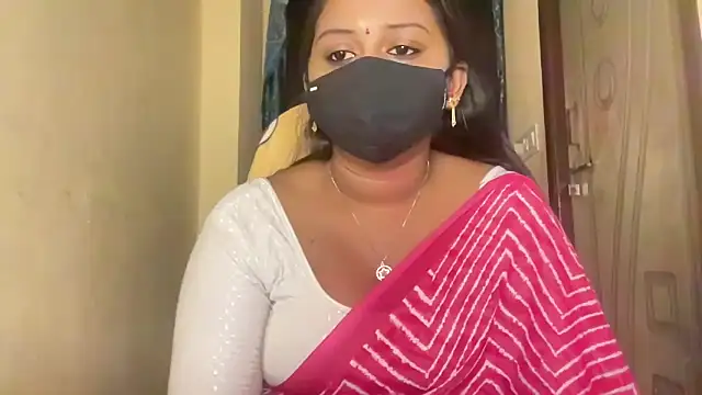 Pavani-Sexy online show from March 2026 06:36:01 PM