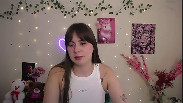 Snapshot of Amanda_Bright_ chatting on June 2026 10:10:01 AM Amanda Bright online show from June 2026 10:10:01 AM