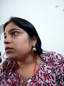 Trisha 71 online show from October 2025 05:28:01 AM