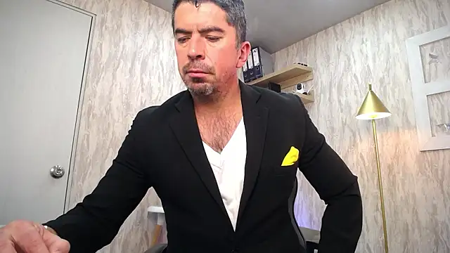 JuanKFit 45 online show from February 2026 03:25:01 AM