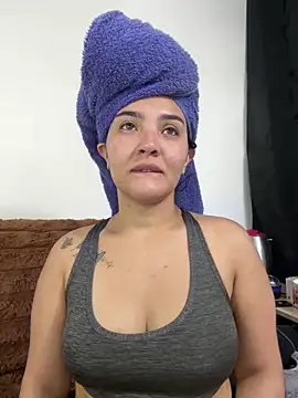 meli  brown online show from November 2025 02:45:01 AM