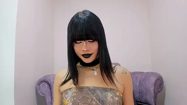 NATASHAA WINZ online show from November 2025 05:28:02 AM