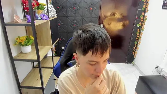  Hannah Hot online show from April 2026 02:51:02 AM