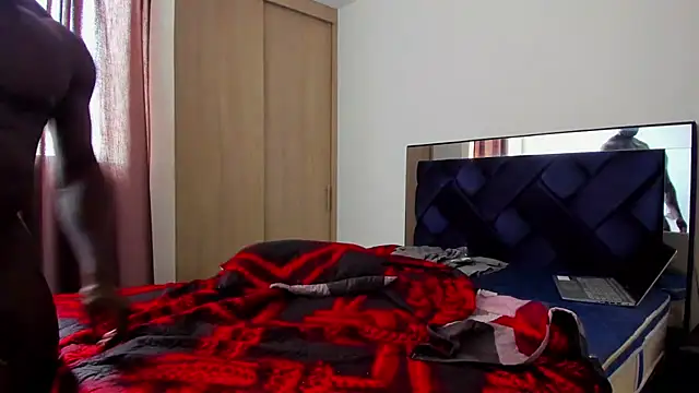 scarle22 online show from October 2025 08:18:01 PM