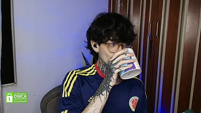 Mihail leroy online show from February 2026 01:13:02 AM