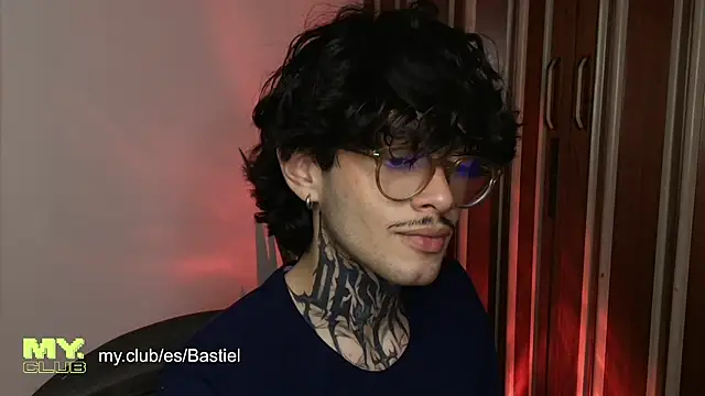 Mihail leroy online show from March 2026 01:40:02 AM