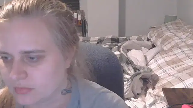 Sexyblonde12344 online show from November 2025 11:40:02 PM