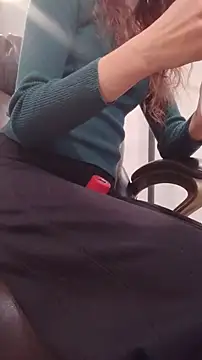 AnneNay online show from November 2025 09:47:01 PM