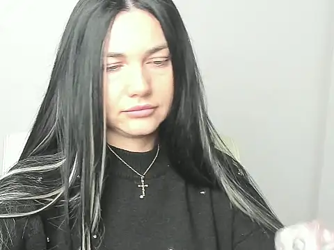 Lune Moon online show from November 2025 04:22:01 AM