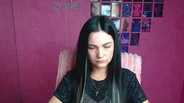 Lune Moon online show from April 2026 11:17:01 AM