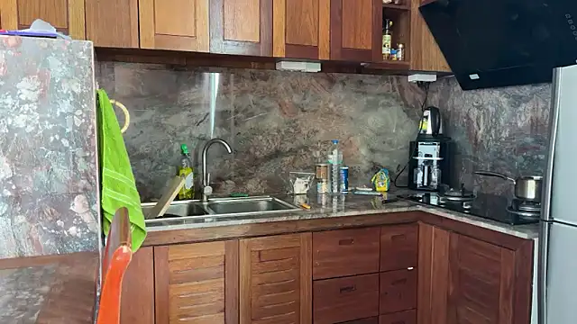 Stellamarbella online show from October 2025 05:44:02 AM