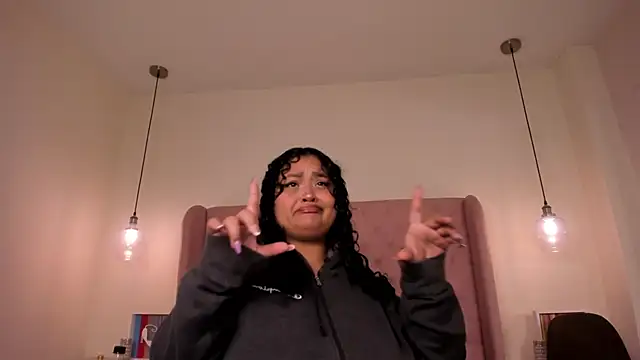 KITY HILL online show from November 2025 04:55:01 AM