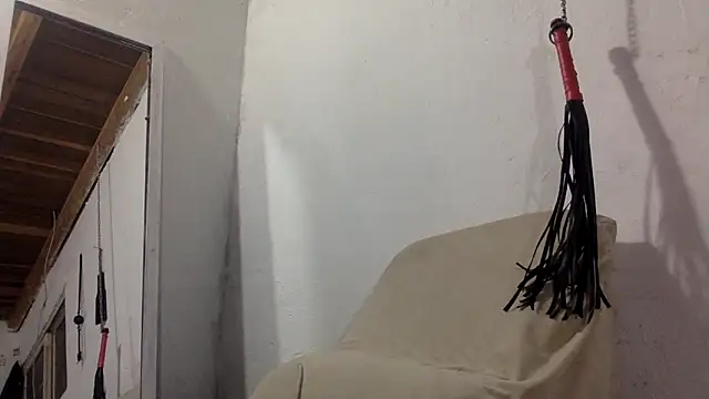 indomitaFox online show from February 2026 03:26:01 AM