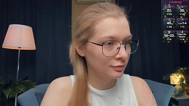 Snapshot of MerciaGaler chatting on November 2025 11:08:02 AM MerciaGaler online show from November 2025 11:08:02 AM