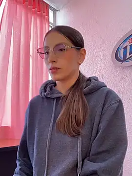 Snapshot of paula_miler1 chatting on April 2026 12:43:01 PM paula miler1 online show from April 2026 12:43:01 PM