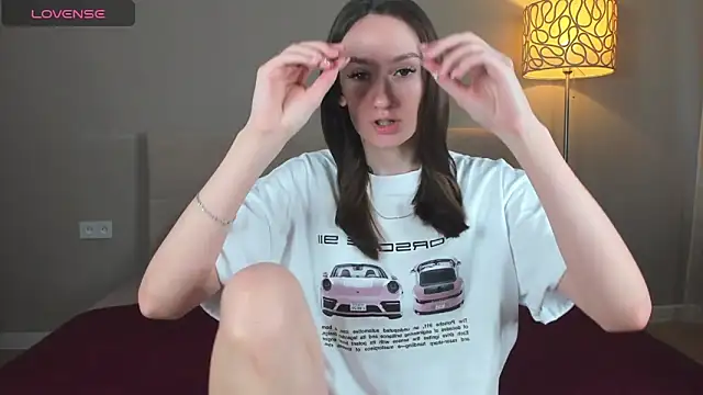 cutienaughtygirl online show from April 2026 09:32:01 AM