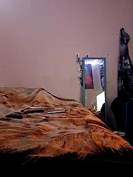 Snapshot of MeTazty294 chatting on November 2025 03:01:02 AM MeTazty294 online show from November 2025 03:01:02 AM