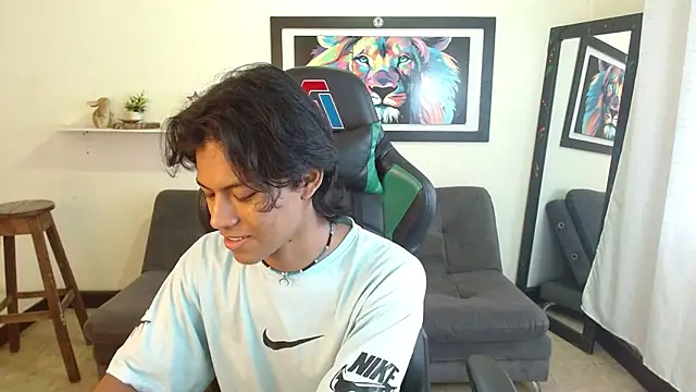 dreyk20 online show from October 2025 01:59:02 PM