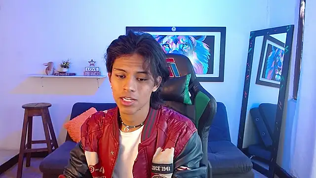 dreyk20 online show from October 2025 02:07:02 PM