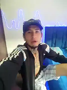 Tattoboy19cm online show from September 2025 02:16:01 PM