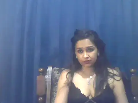 cute indianxo online show from November 2025 10:44:02 PM