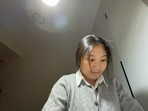 xena0501 online show from November 2025 04:50:01 PM