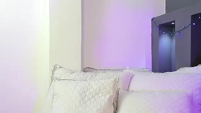 MaiaaCandy online show from September 2025 02:46:02 AM