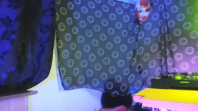 DjDiCKmannOnE online show from February 2026 02:15:02 AM