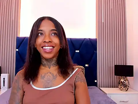 Pauline Fox online show from October 2025 02:26:01 AM