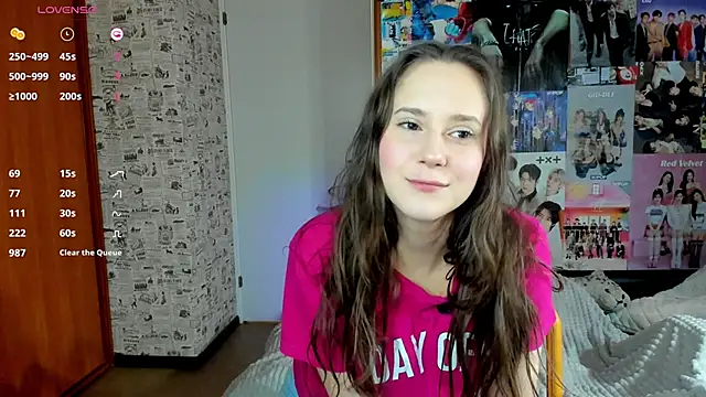 LucyRose3 online show from October 2025 05:18:02 AM