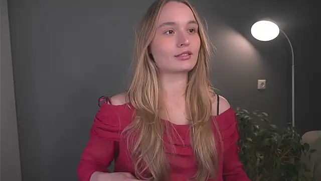 lisa schiele online show from December 2025 08:25:02 PM