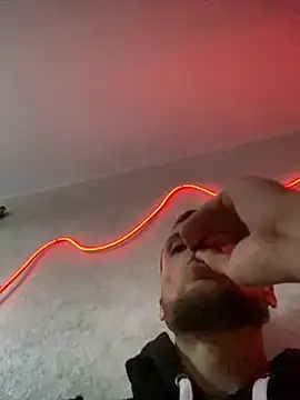 Snapshot of PUER4IK chatting on October 2025 02:39:02 PM PUER4IK online show from October 2025 02:39:02 PM