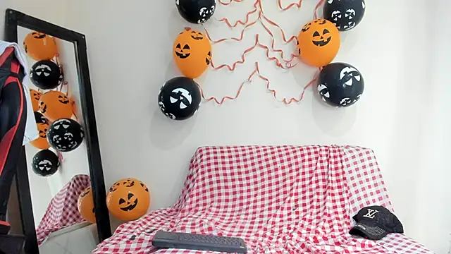 axel rousse2 online show from October 2025 10:17:02 PM