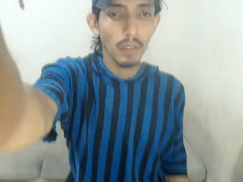 snackontime18 online show from June 2026 12:48:02 AM