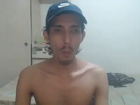 snackontime18 online show from August 2026 02:44:02 AM