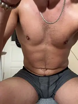 Snapshot of LUKADDES chatting on February 2026 12:43:02 PM LUKADDES online show from February 2026 12:43:02 PM