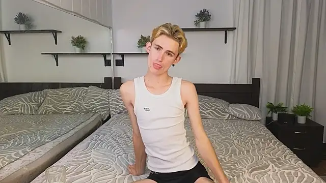 tommy XXX online show from September 2025 03:22:02 PM