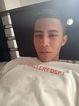 Snapshot of Davig4 chatting on October 2025 05:56:02 PM Davig4 online show from October 2025 05:56:02 PM