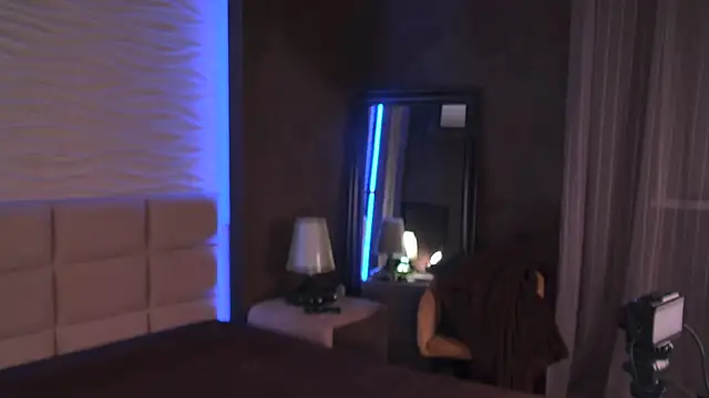 AriWild online show from April 2026 04:37:01 AM