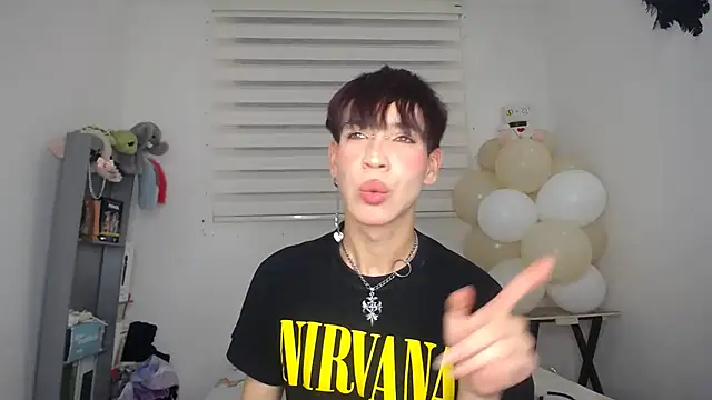 lucky stricke online show from October 2025 03:51:02 AM