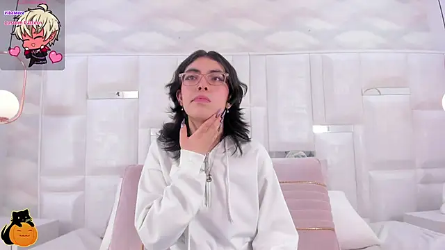 Im Molly Angel online show from October 2025 08:25:01 PM