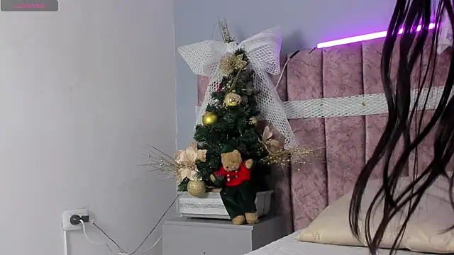  jasmine blush online show from December 2025 01:18:02 PM