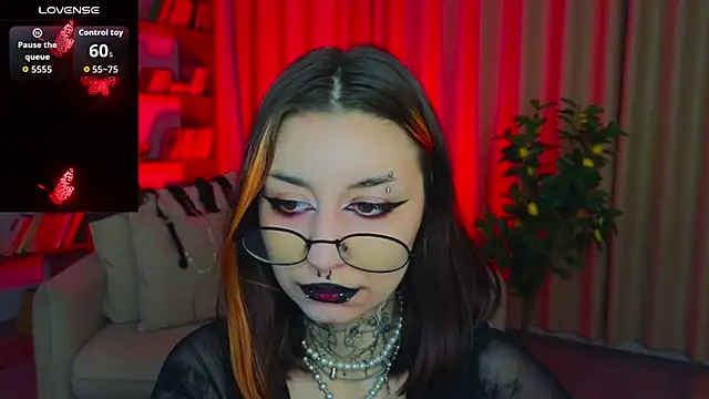Snapshot of Mistress__Marcelline chatting on April 2026 01:52:02 AM Mistress Marcelline online show from April 2026 01:52:02 AM
