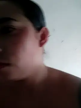 Valenn fernandez online show from April 2026 03:14:02 PM