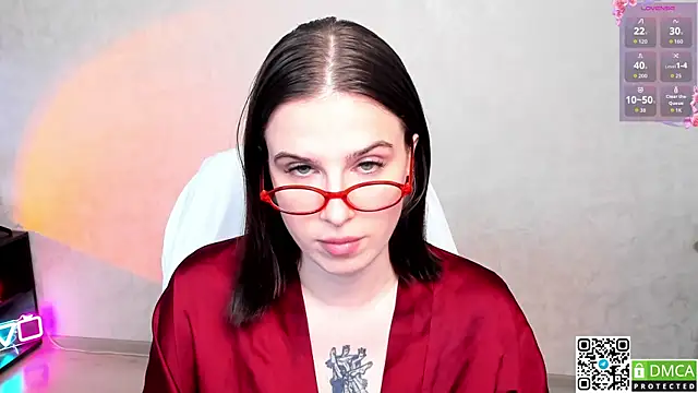 Arya deepthroat queen online show from October 2025 12:13:02 PM