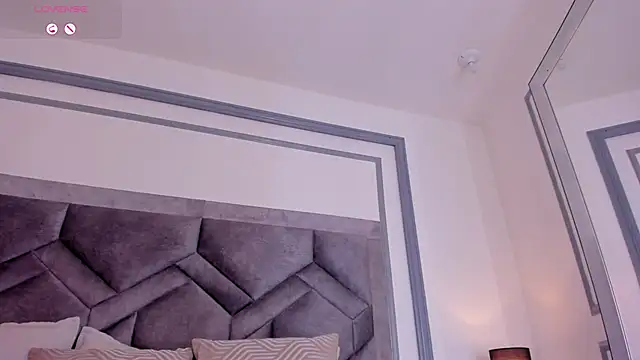 lucianacohelo online show from September 2025 12:16:01 AM