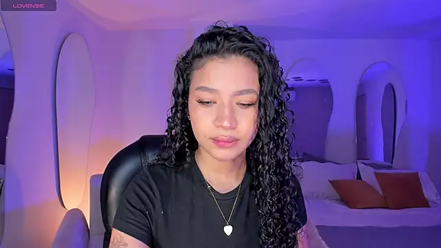 SophieHouston  online show from October 2025 04:07:02 AM