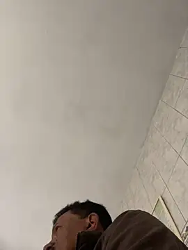 PIROCAGG21 online show from October 2025 10:25:01 AM